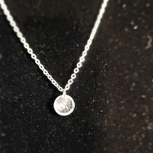 NWOT Dainty Faceted Crystal Necklace